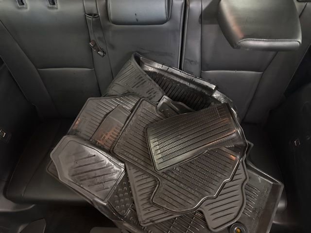 Used 2021 Toyota Highlander Limited image 43