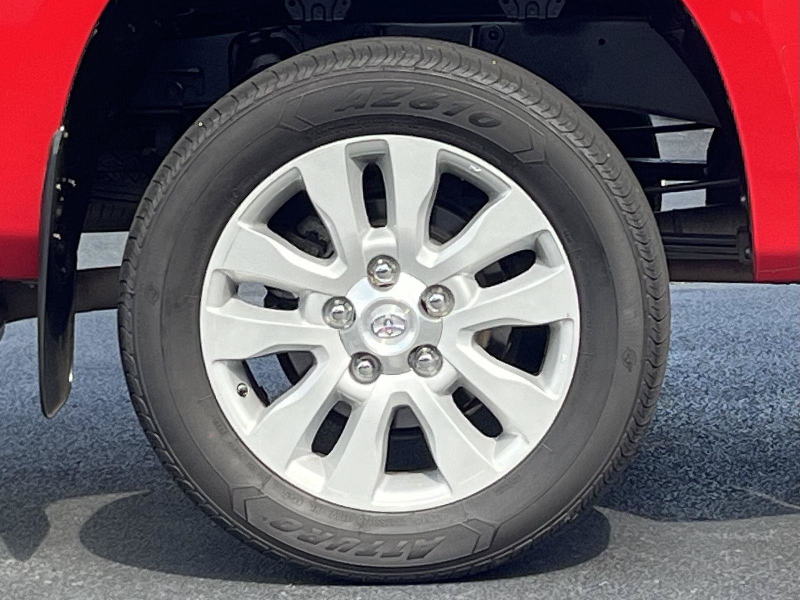 Used 2012 Toyota Tundra Limited w/ Memory Pkg RWD image 27