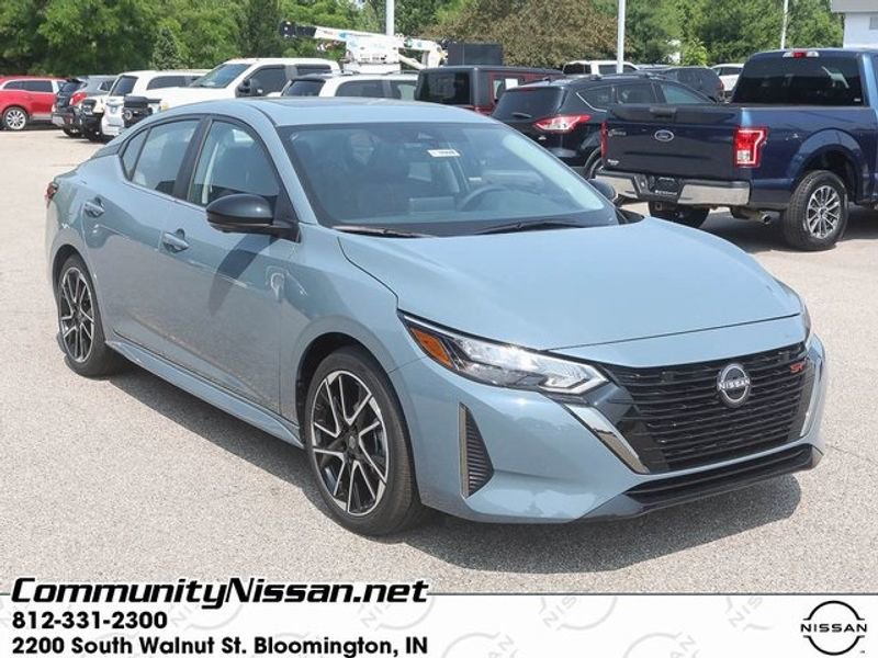 New 2025 Nissan Sentra SR w/ SR Premium Package image 7