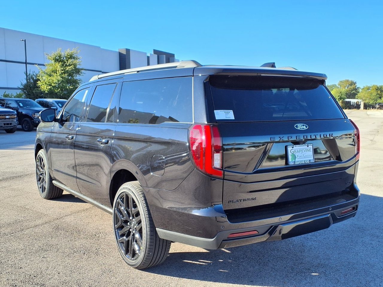 New 2027 Ford Expedition Max Platinum w/ Stealth Performance Package AWD/4WD image 6