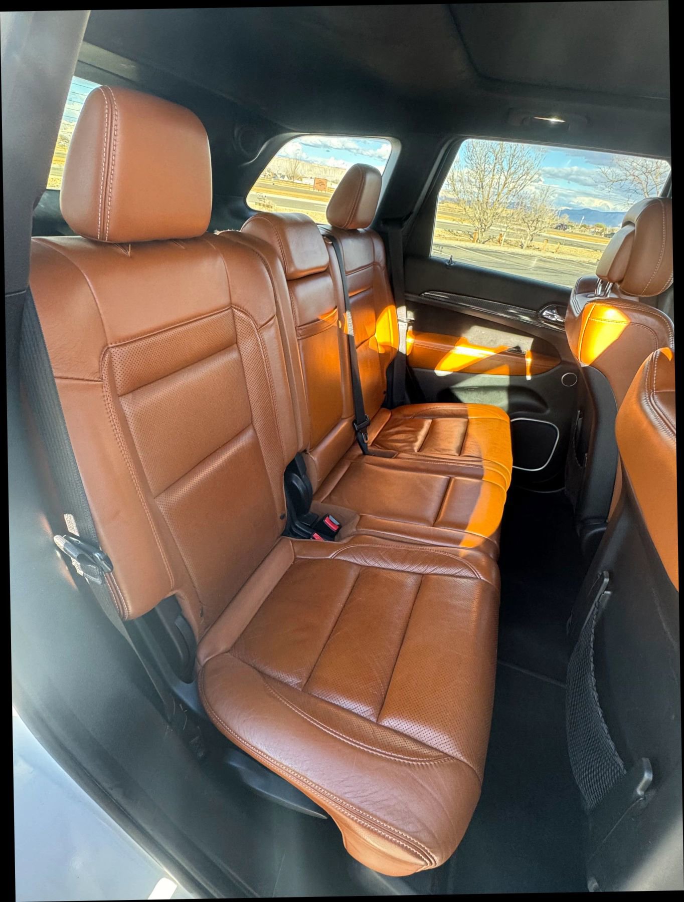 Used 2014 Jeep Grand Cherokee SRT8 w/ Luxury Group II image 10