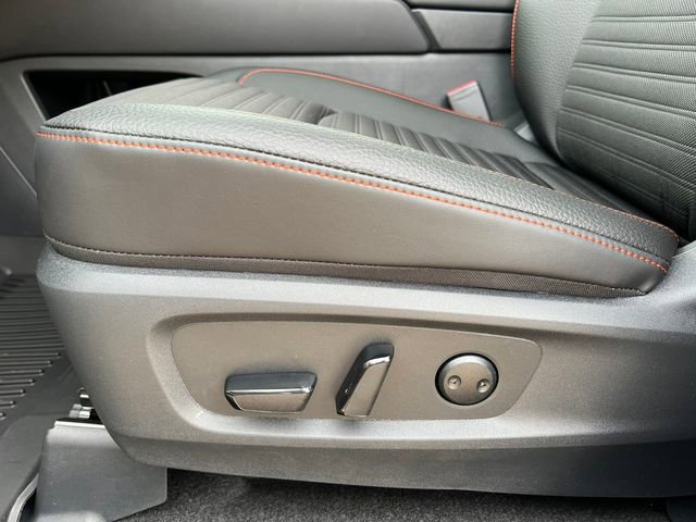 New 2026 Nissan Pathfinder SV image 13