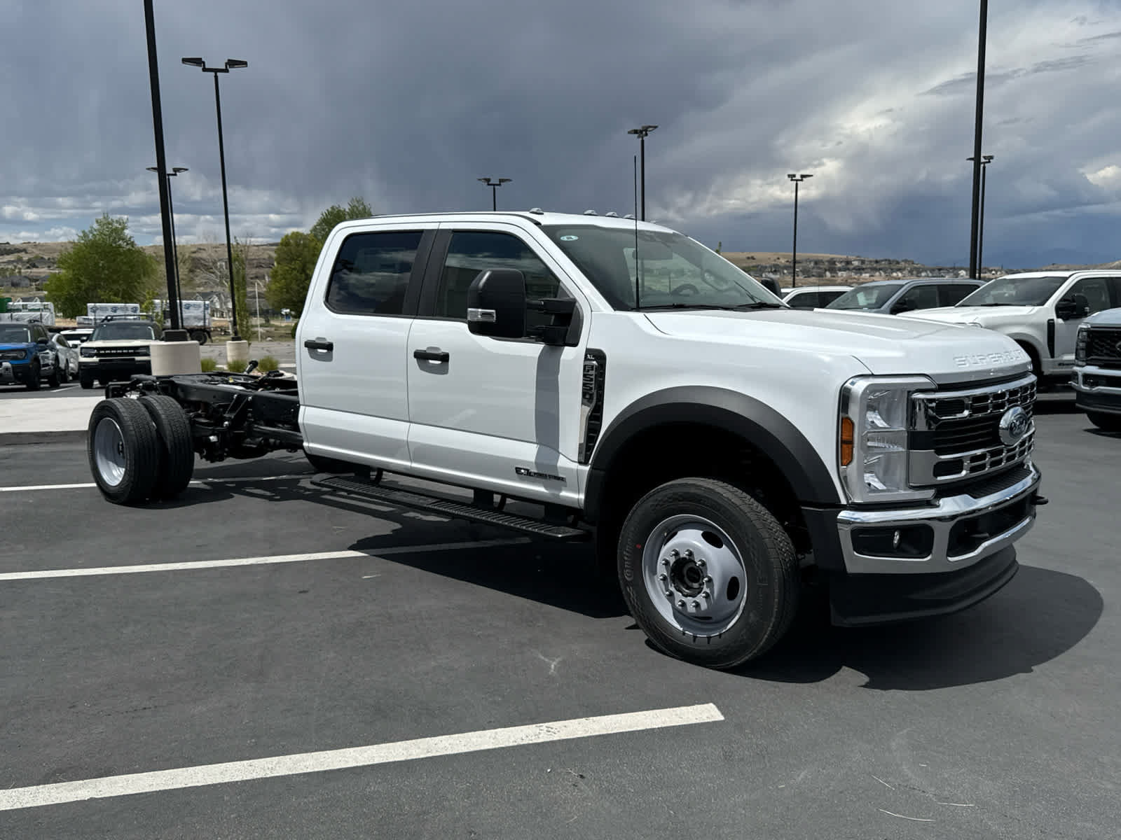 New 2026 Ford F550 4x4 Crew Cab Super Duty w/ XL Chrome Package image 4