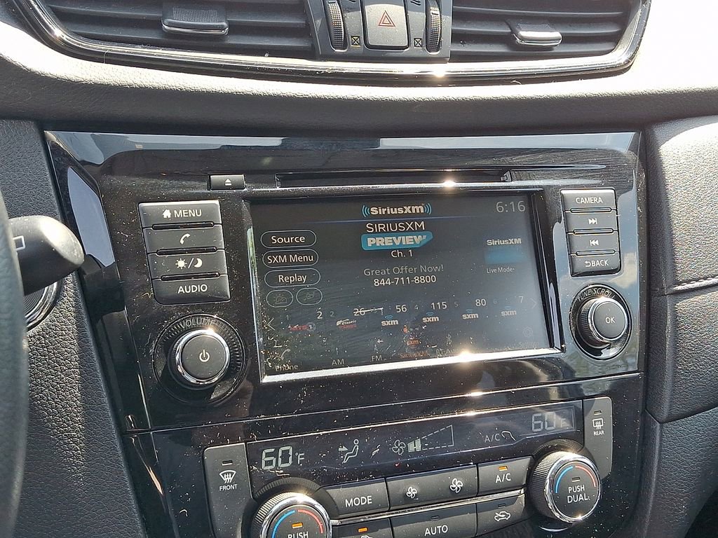 Used 2019 Nissan Rogue SV AWD/4WD image 18