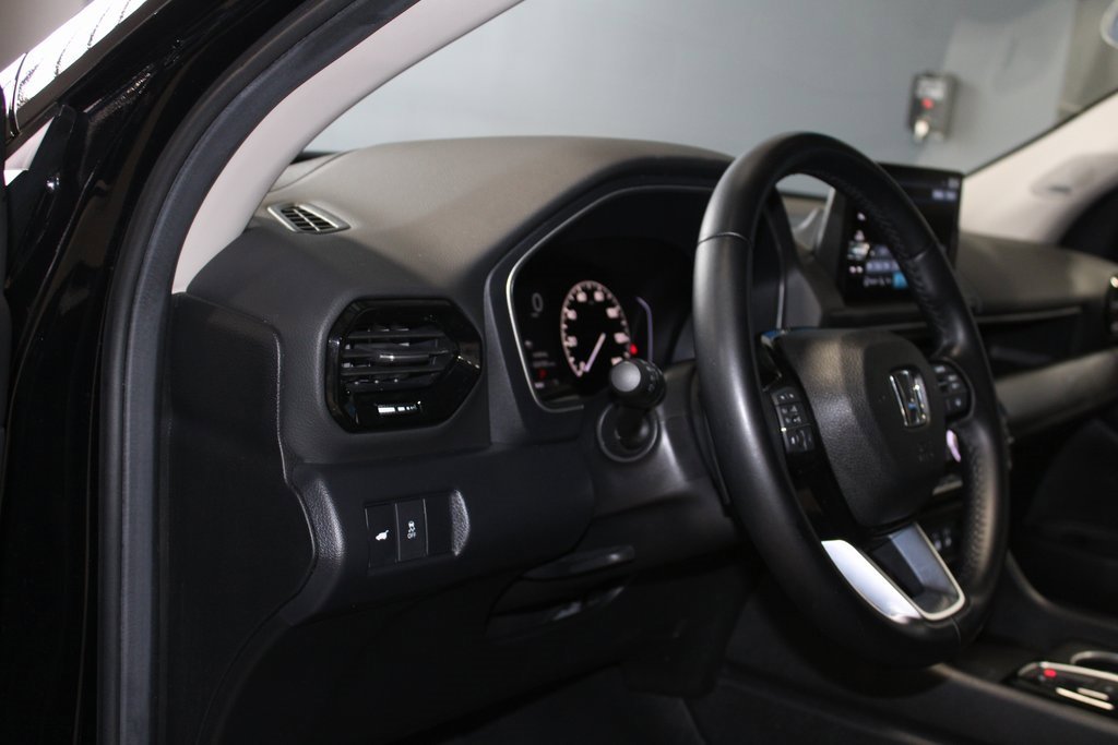 Used 2025 Honda Pilot Touring image 12