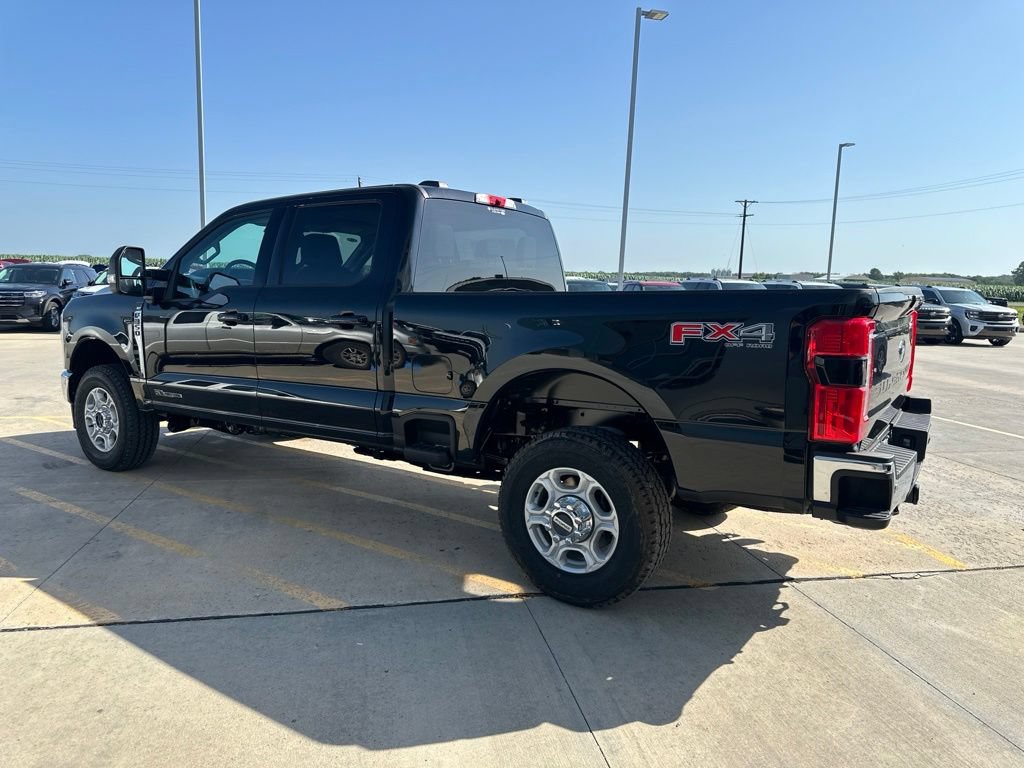 New 2026 Ford F350 XLT w/ XLT Premium Package AWD/4WD image 5