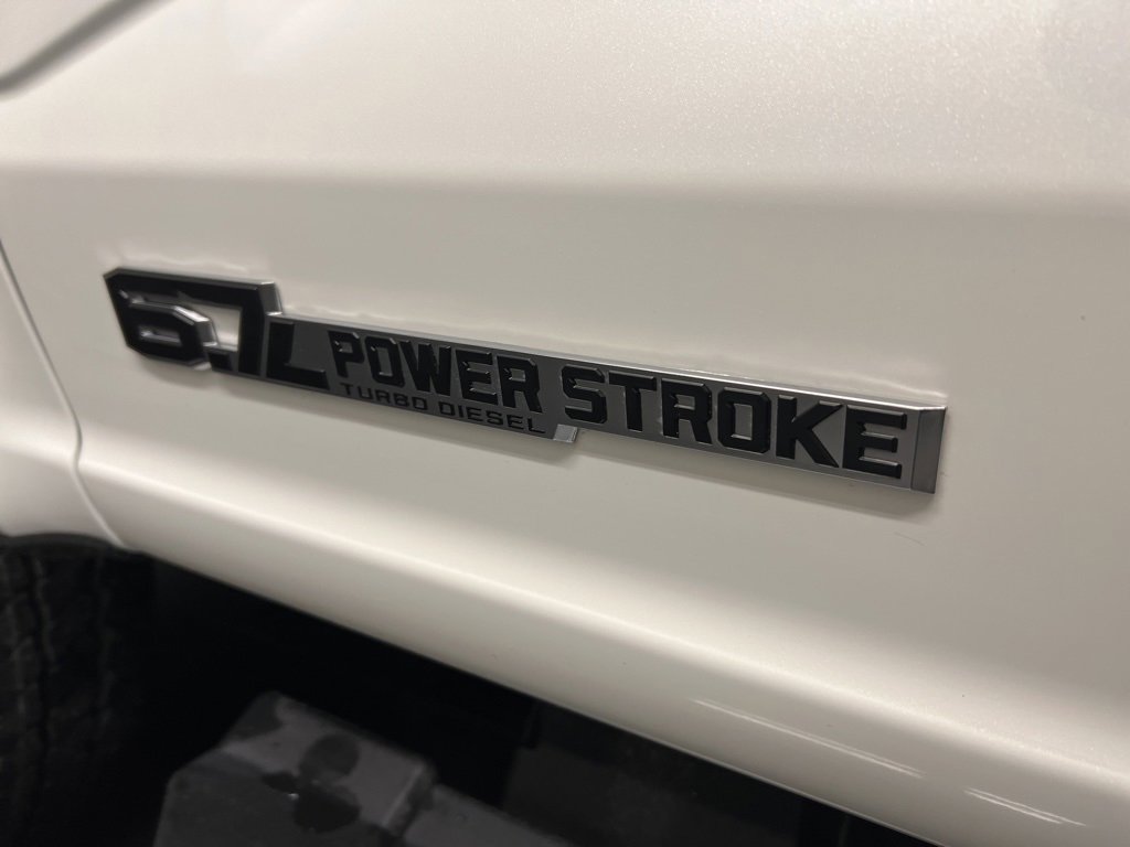 New 2026 Ford F250 Lariat w/ Black Appearance Package image 44