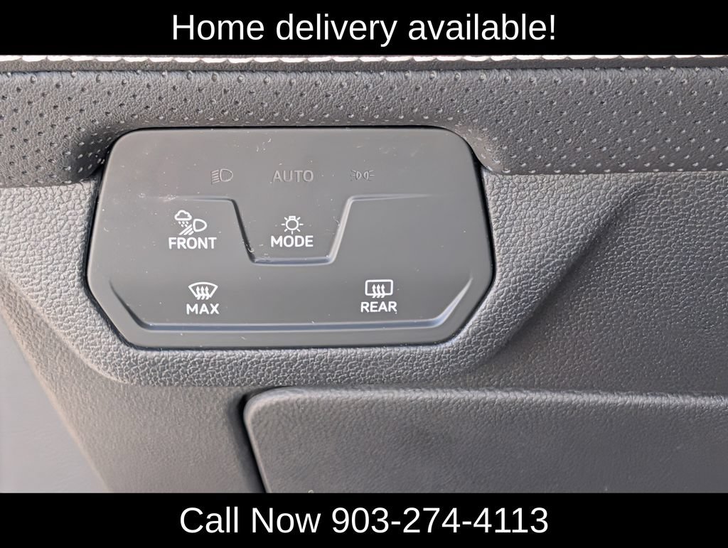 Used 2025 Volkswagen Atlas SE AWD/4WD image 21