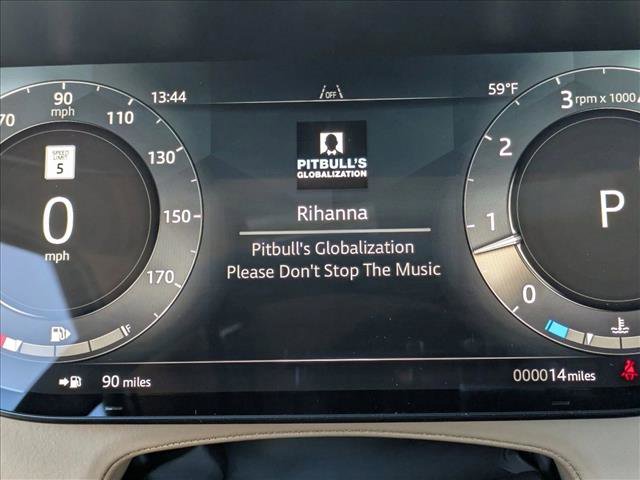 New 2026 Land Rover Range Rover Long Wheelbase SE image 11