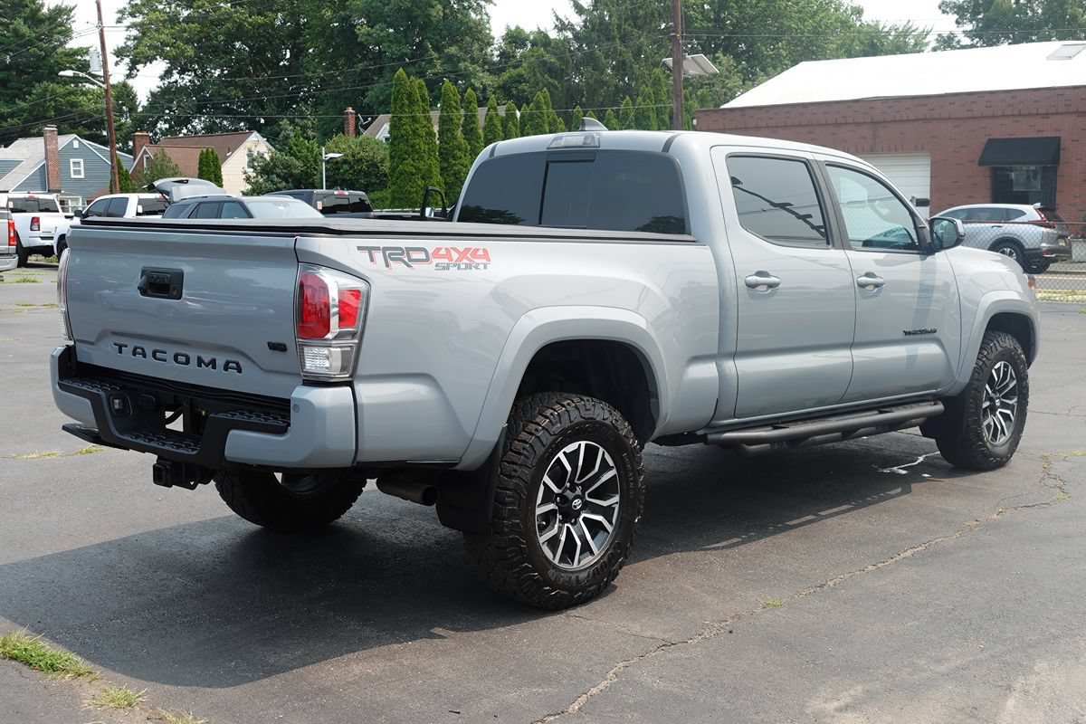 Used 2020 Toyota Tacoma TRD Off-Road AWD/4WD image 3