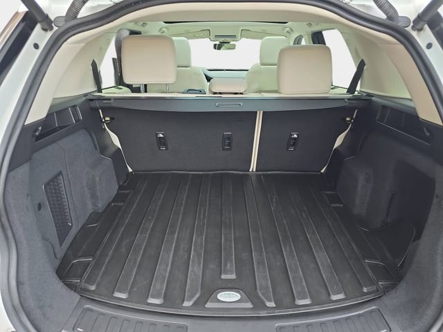 Certified 2025 Land Rover Discovery Sport S image 14