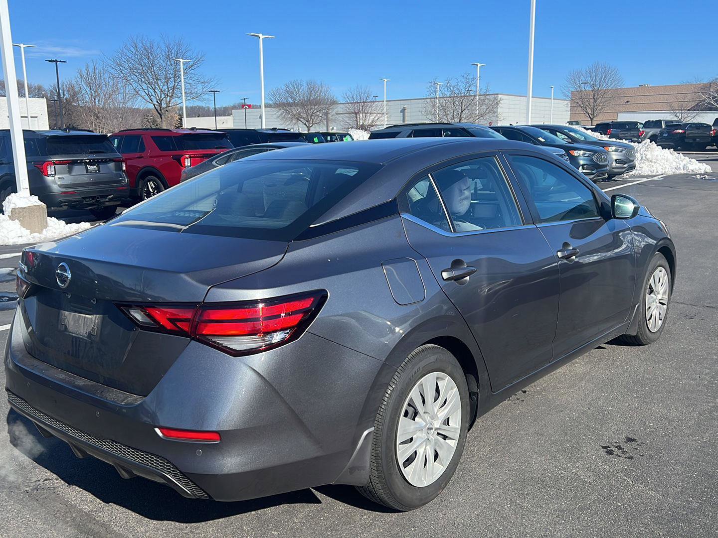 Used 2022 Nissan Sentra S image 4