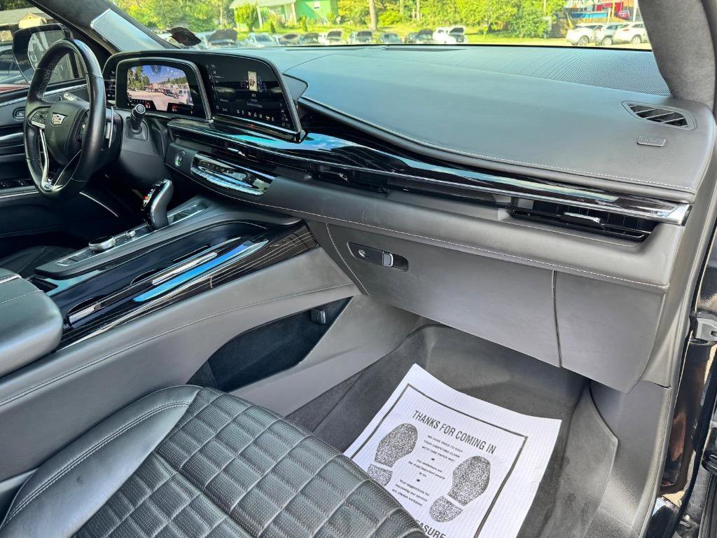 Used 2023 Cadillac Escalade ESV V image 41