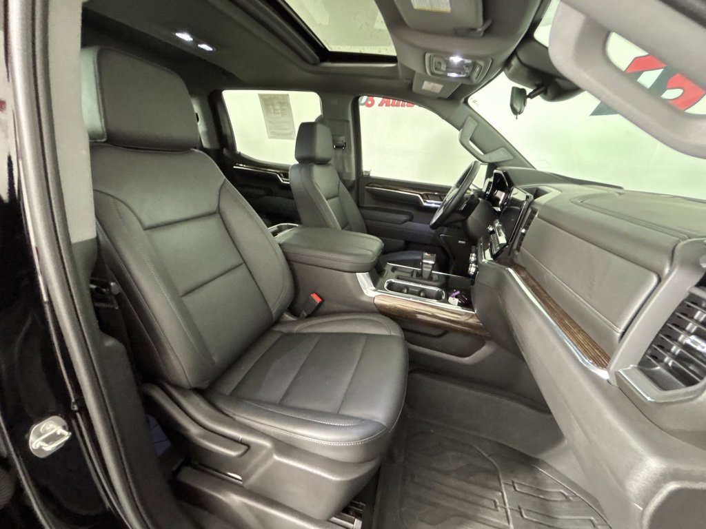 Used 2024 GMC Sierra 1500 Elevation w/ Elevation Premium Package image 35