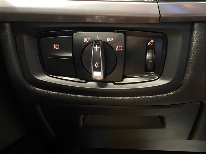 Used 2019 BMW X6 xDrive50i w/ Executive Package image 15