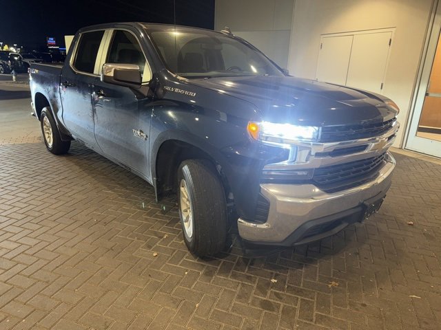 Used 2022 Chevrolet Silverado 1500 LT image 2
