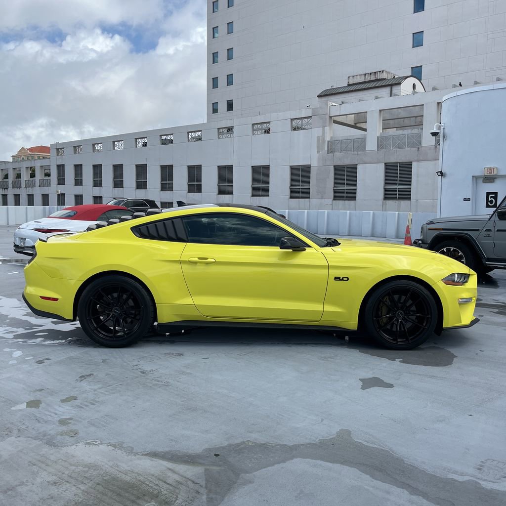 Used 2021 Ford Mustang GT Premium w/ Equipment Group 401A image 6
