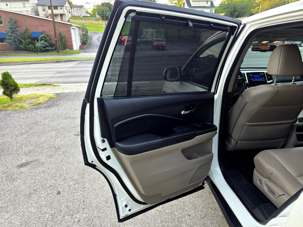 Used 2017 Honda Pilot EX-L image 13