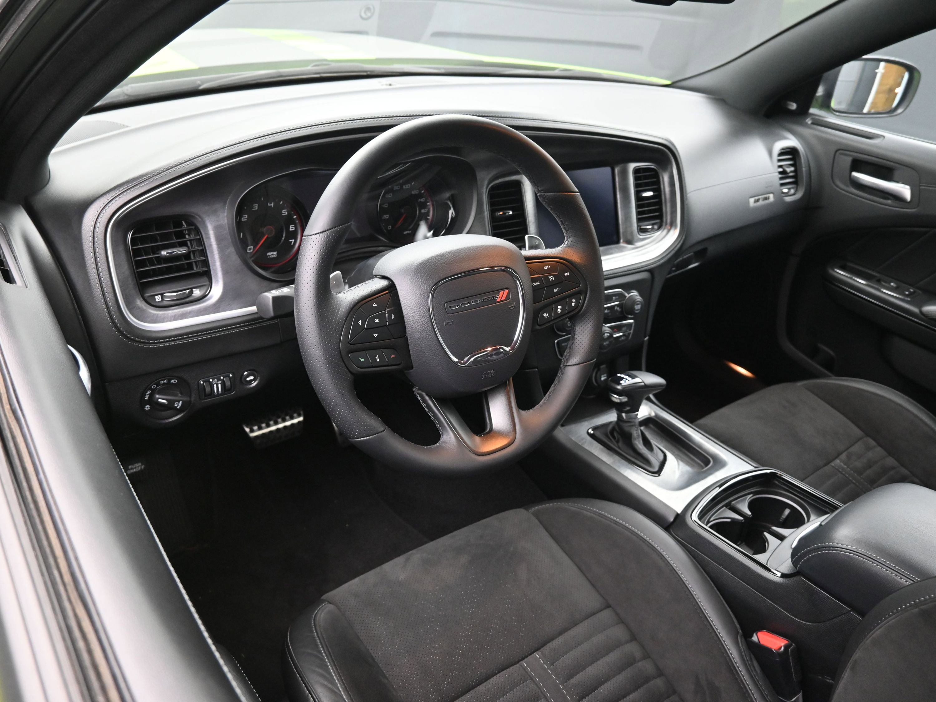 Used 2023 Dodge Charger Scat Pack w/ Daytona Edition Group image 16