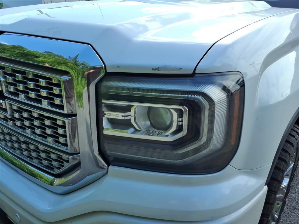 Used 2017 GMC Sierra 1500 Denali AWD/4WD image 10