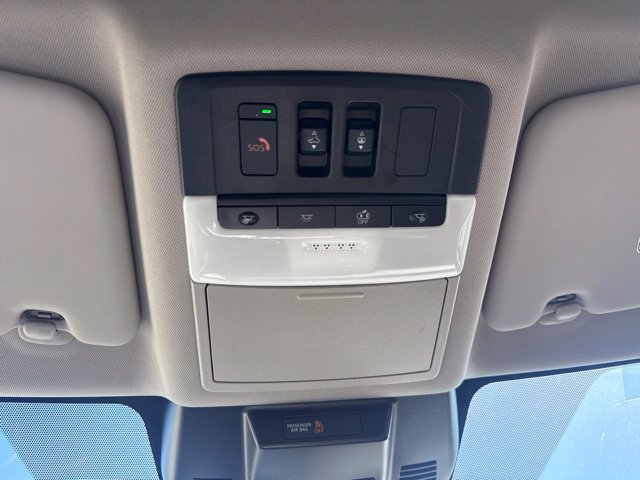 Used 2024 Nissan Rogue SV w/ SV Premium Package AWD/4WD image 22