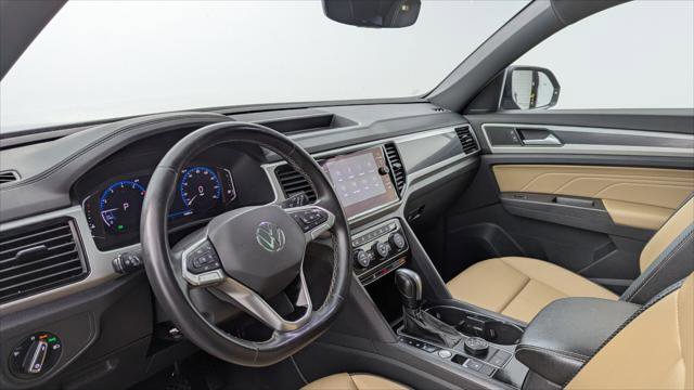 Used 2021 Volkswagen Atlas Cross Sport SEL image 23