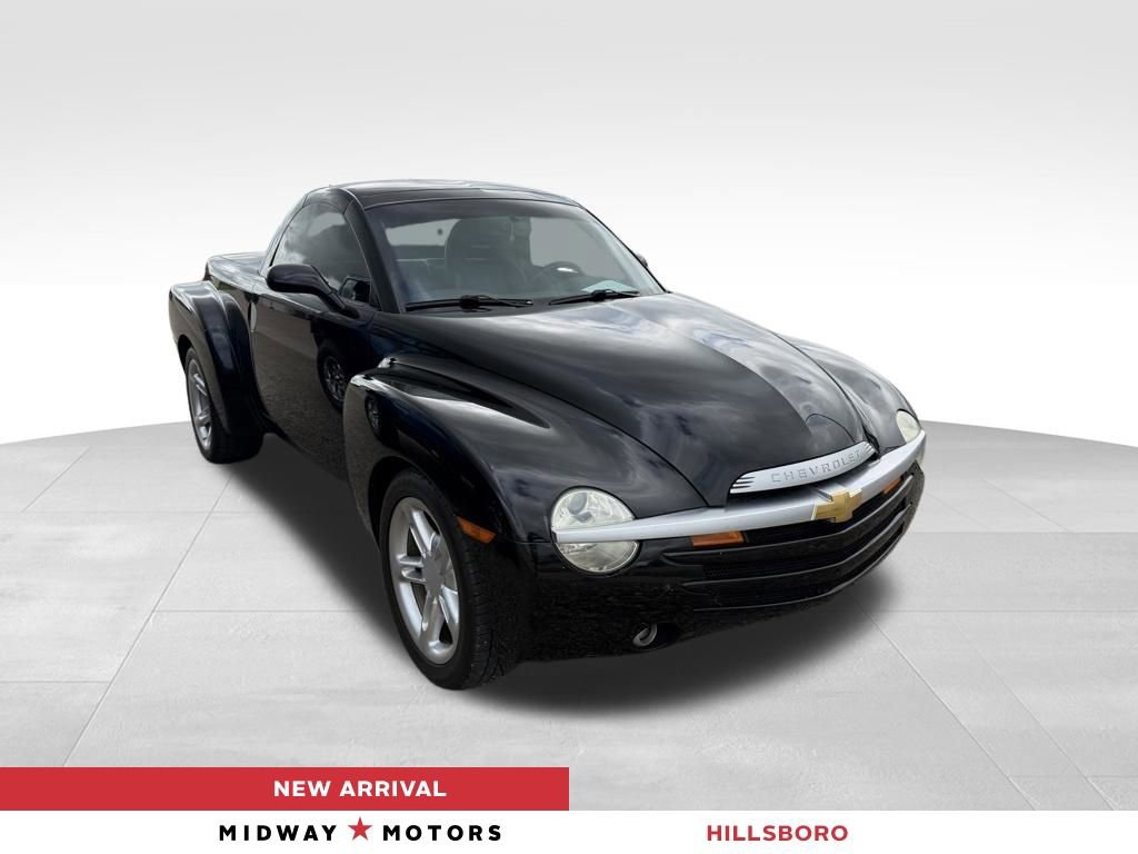 Used 2003 Chevrolet SSR w/ Preferred Equipment Group RWD image 1