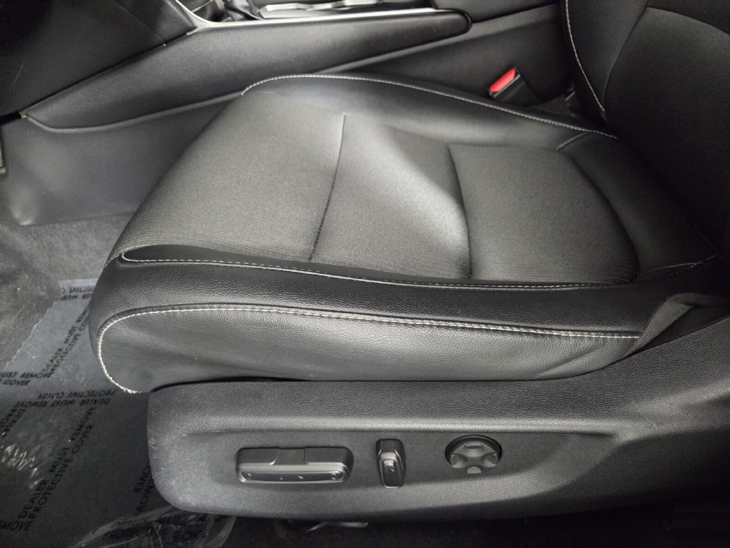 Used 2021 Honda Accord Sport image 10