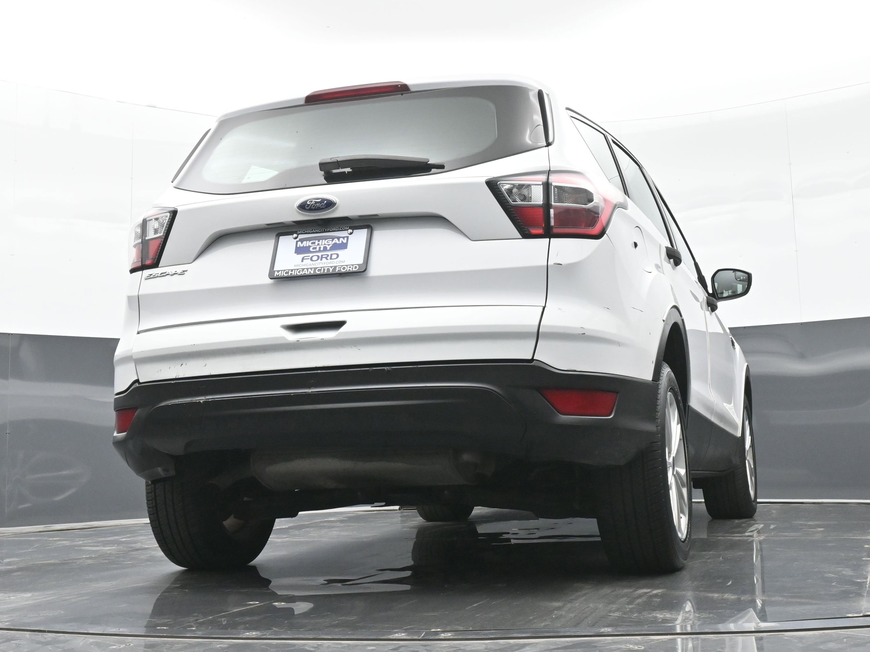 Used 2017 Ford Escape S image 39