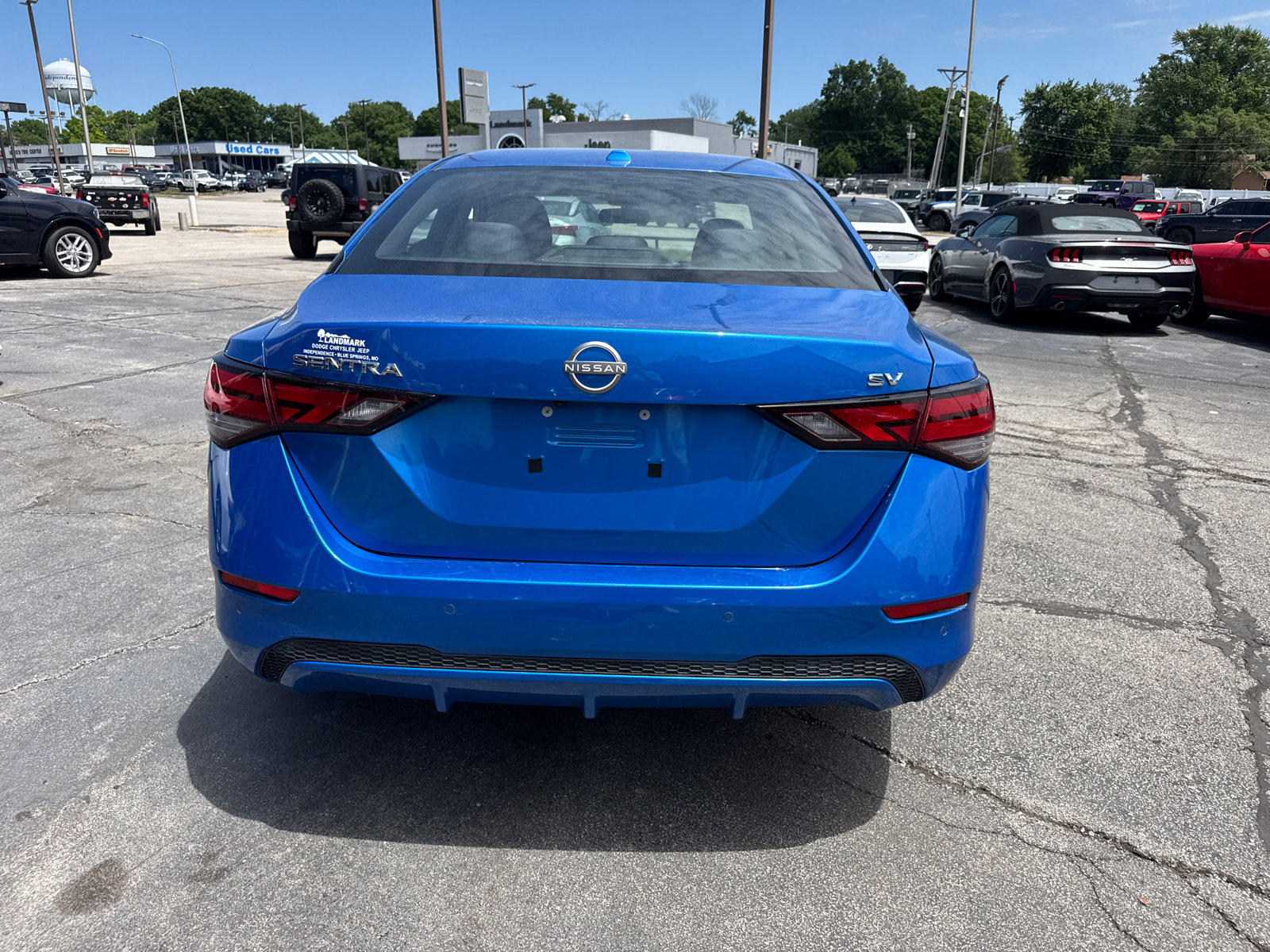 Used 2024 Nissan Sentra SV FWD image 4