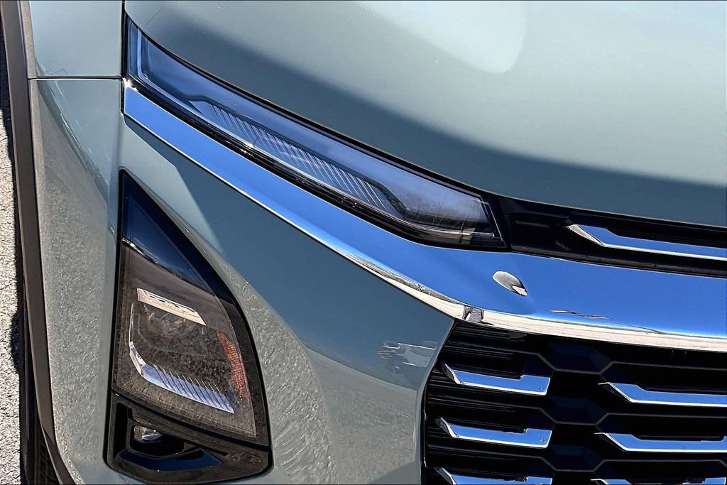 Used 2025 Chevrolet Equinox LT w/ Convenience Package II AWD/4WD image 28