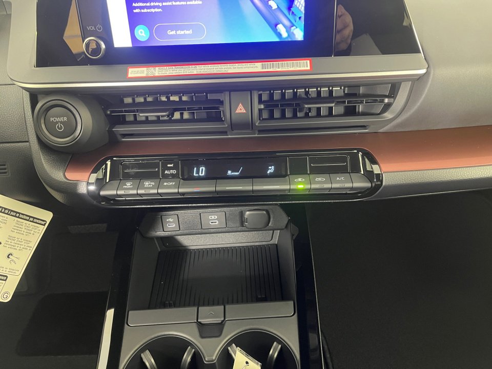 New 2026 Toyota Prius Plug-In Hybrid image 15