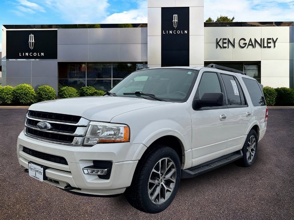 Used 2017 Ford Expedition XLT w/ Equipment Group 202A image 3