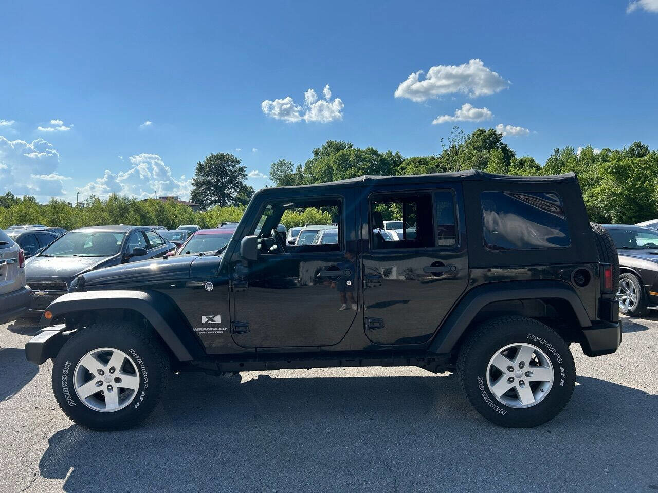 Used 2009 Jeep Wrangler Unlimited X image 10