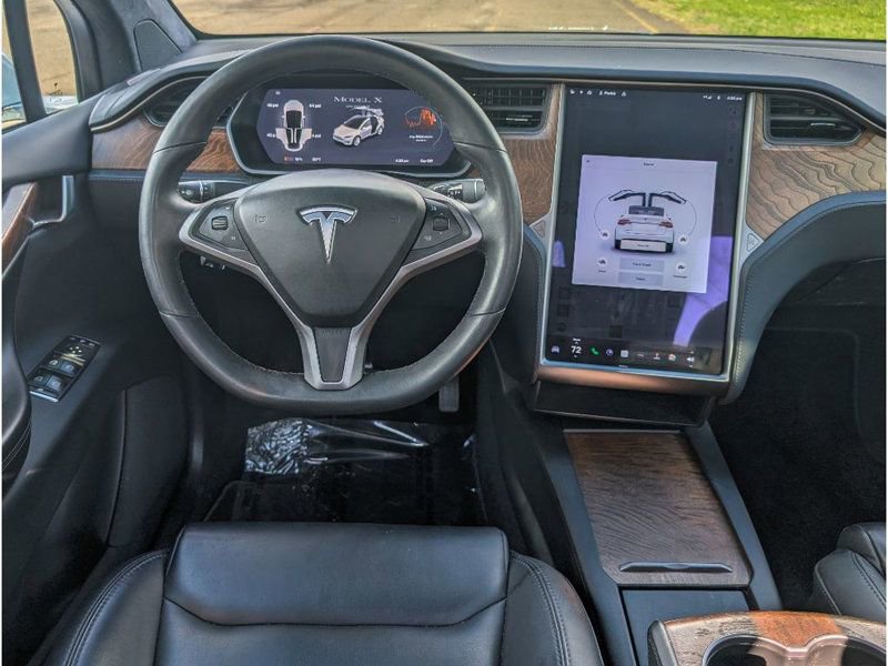 Used 2020 Tesla Model X Long Range image 28