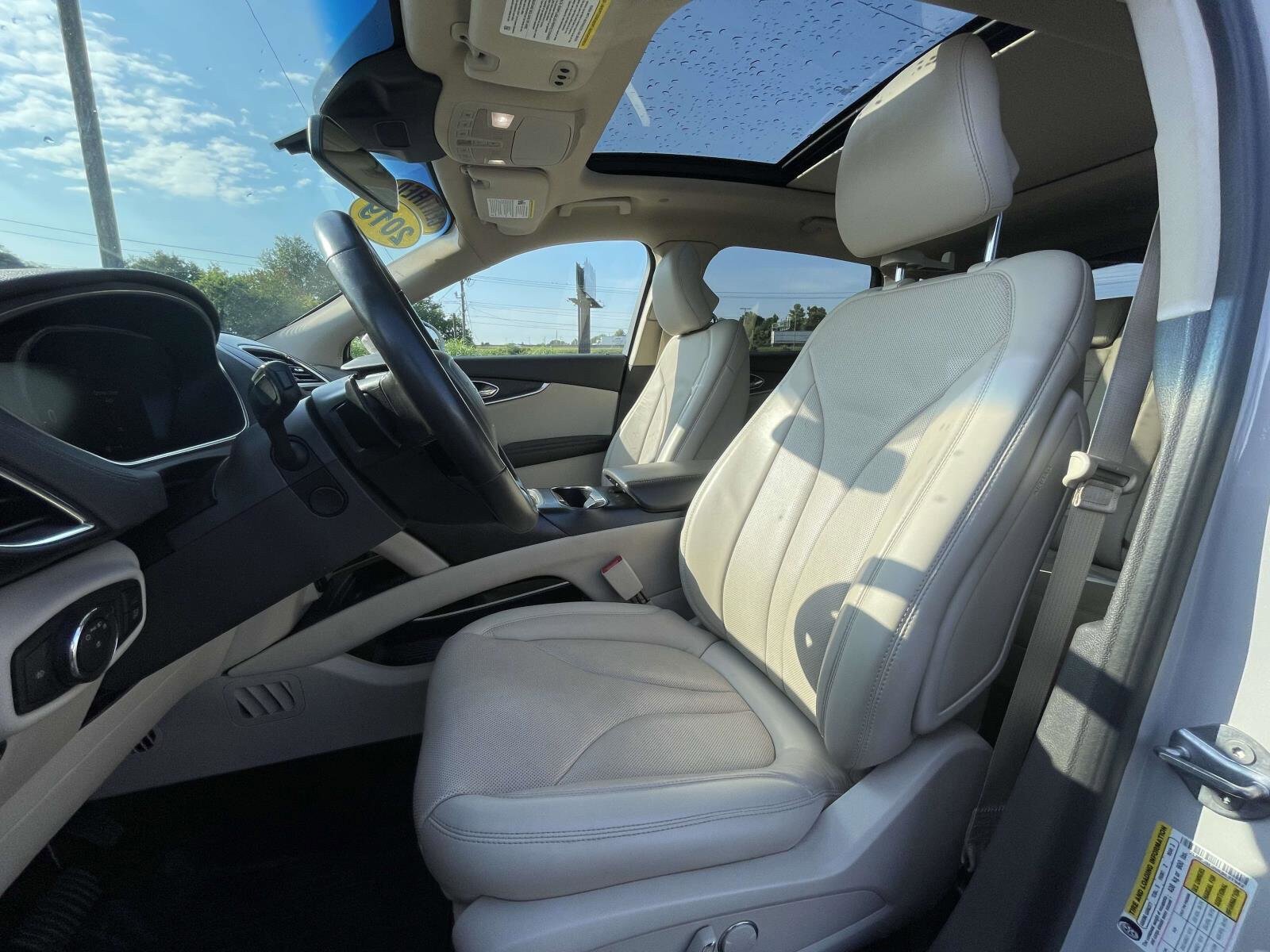 Used 2019 Lincoln Nautilus Reserve w/ Driver Assistance Package AWD/4WD image 16