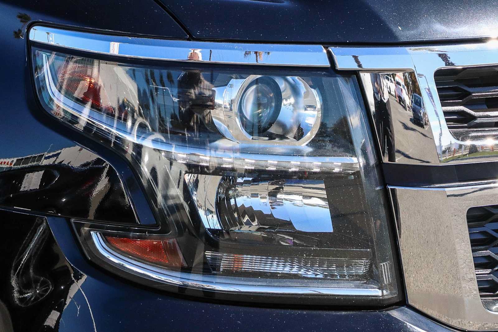 Used 2019 Chevrolet Tahoe LS RWD image 4