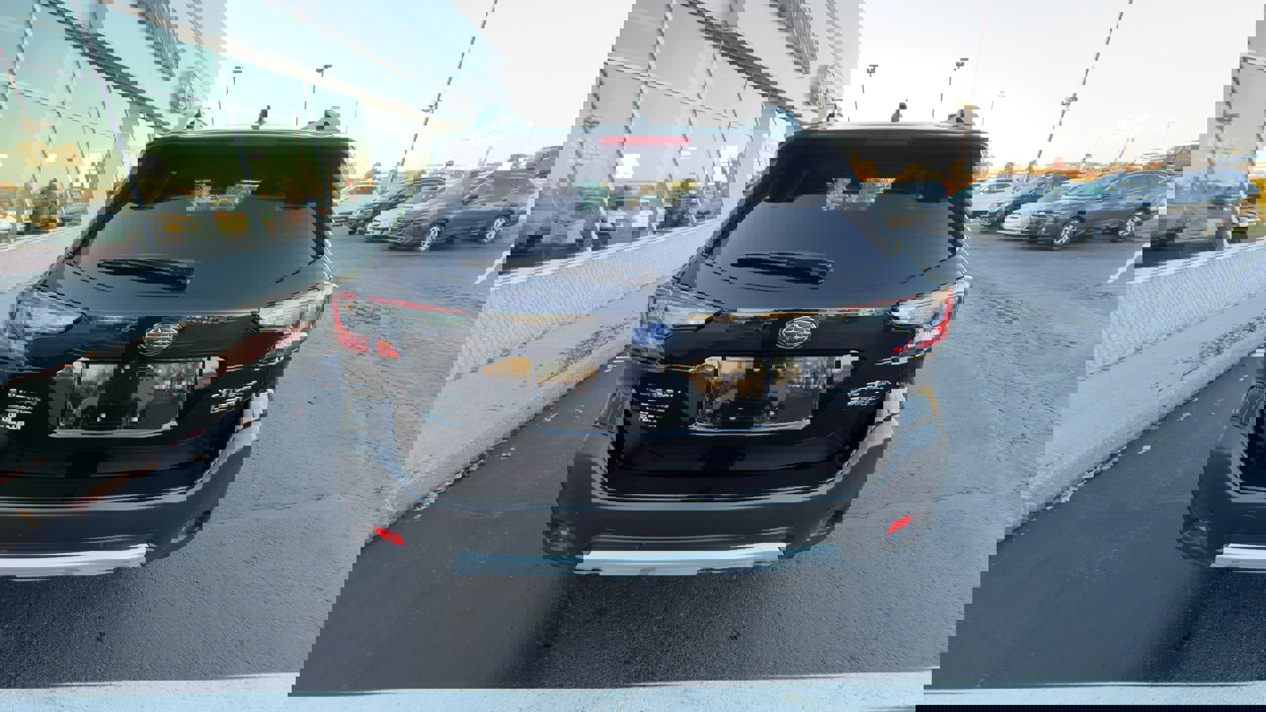 Used 2025 Subaru Outback Touring image 4