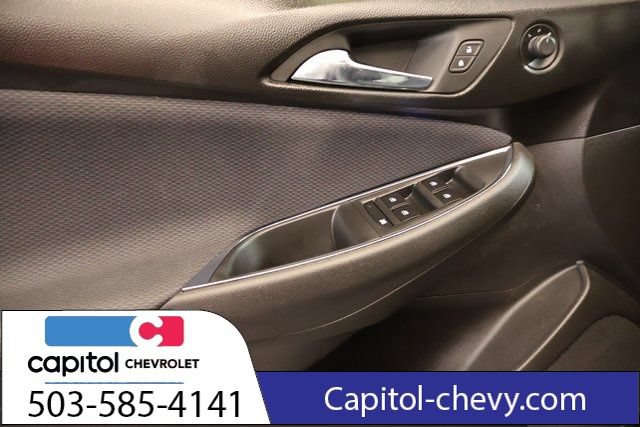 Used 2018 Chevrolet Cruze LT FWD image 11