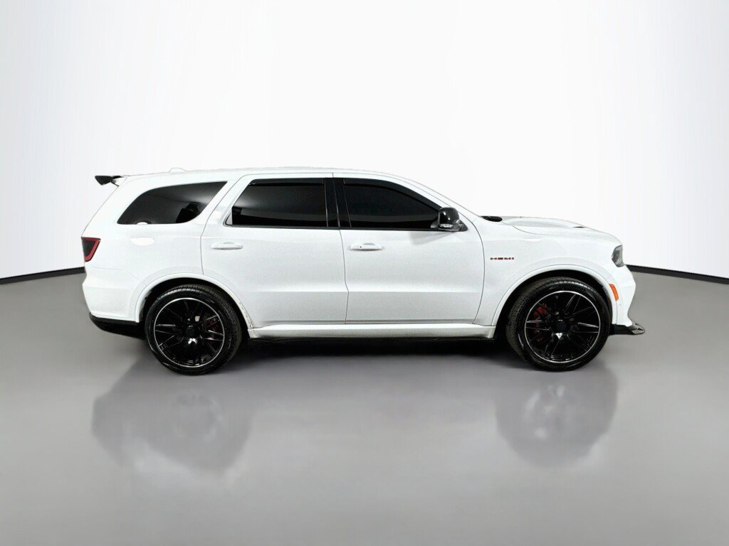 Used 2022 Dodge Durango R/T w/ Trailer Tow Group IV AWD/4WD image 6