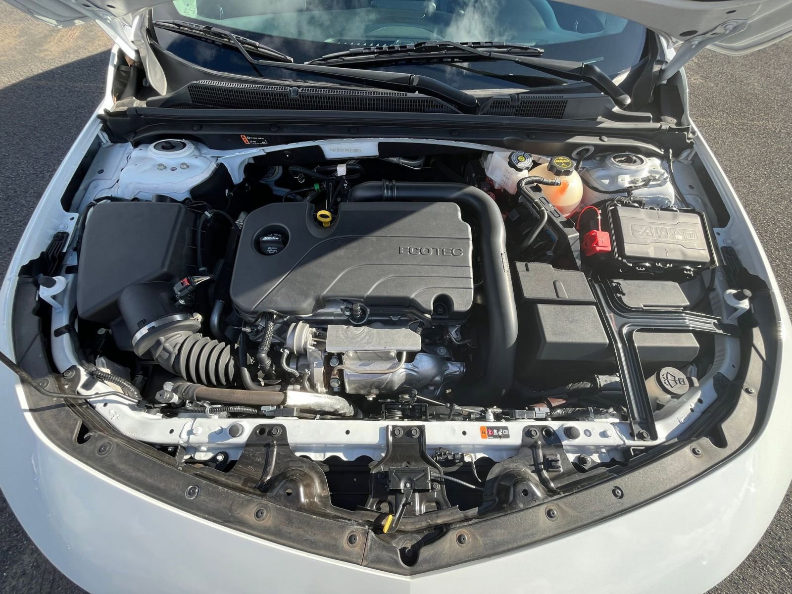 Used 2024 Chevrolet Malibu LT image 33