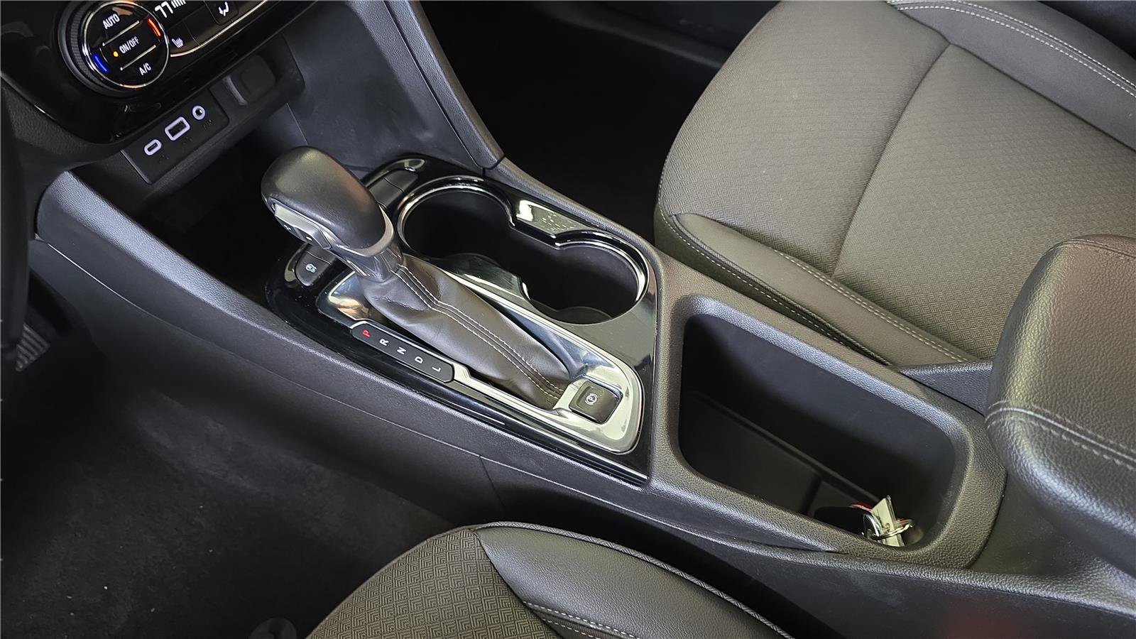 Used 2023 Buick Encore GX Select w/ Sport Touring Package FWD image 24