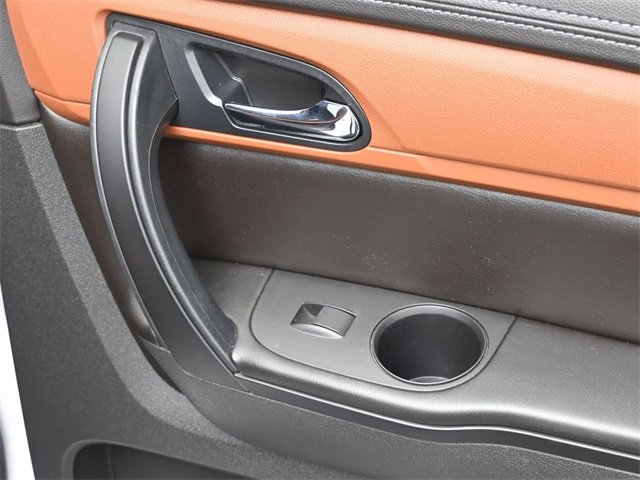 Used 2017 Chevrolet Traverse LT image 34