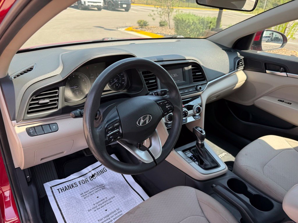Used 2019 Hyundai Elantra SE FWD image 13