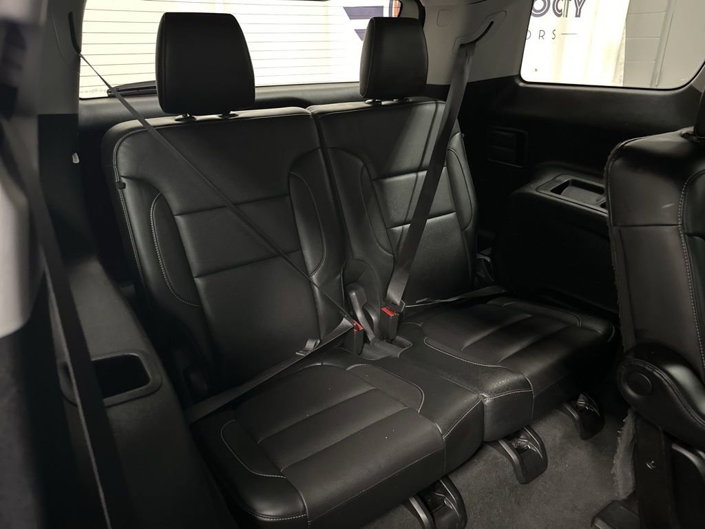 Used 2019 GMC Acadia SLT w/ Black Edition image 23