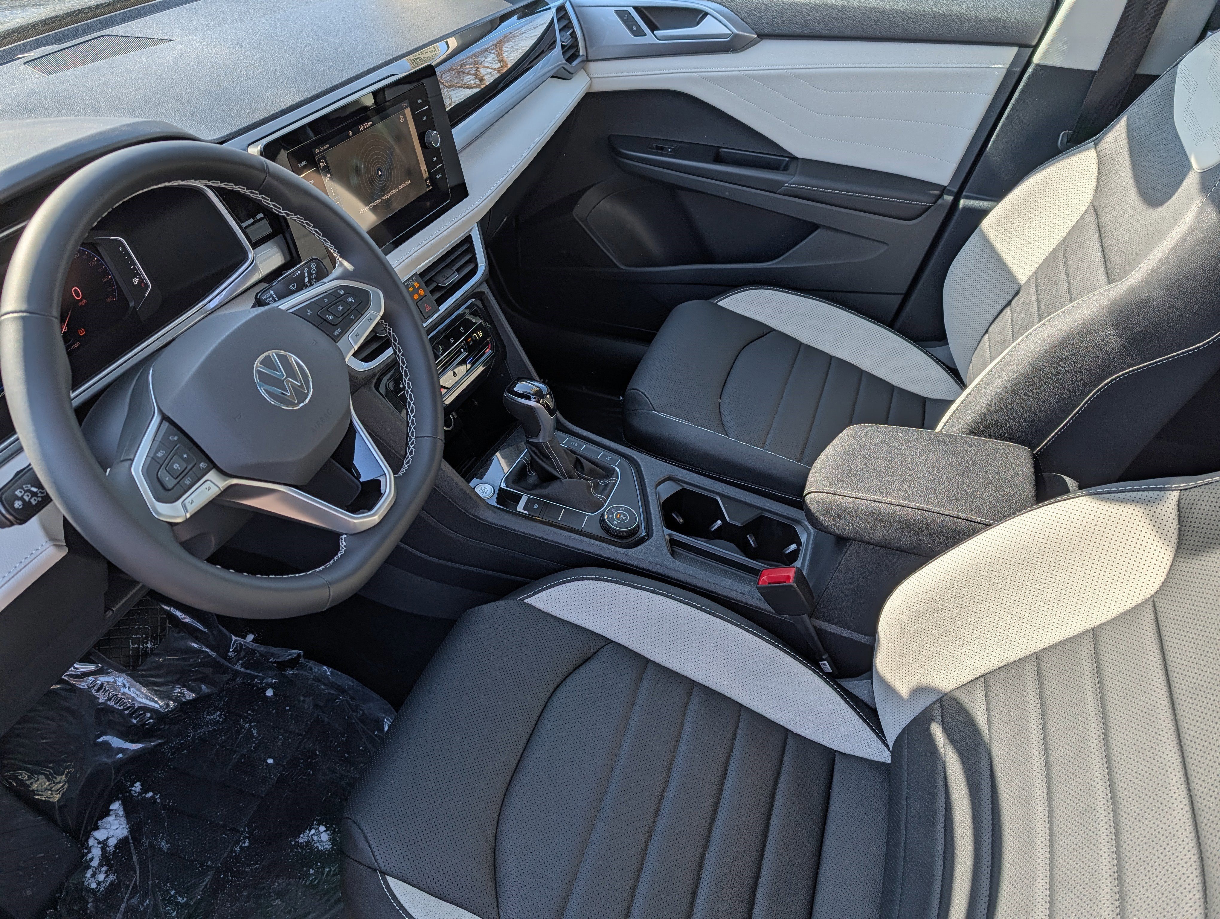 New 2026 Volkswagen Taos SEL AWD/4WD image 6