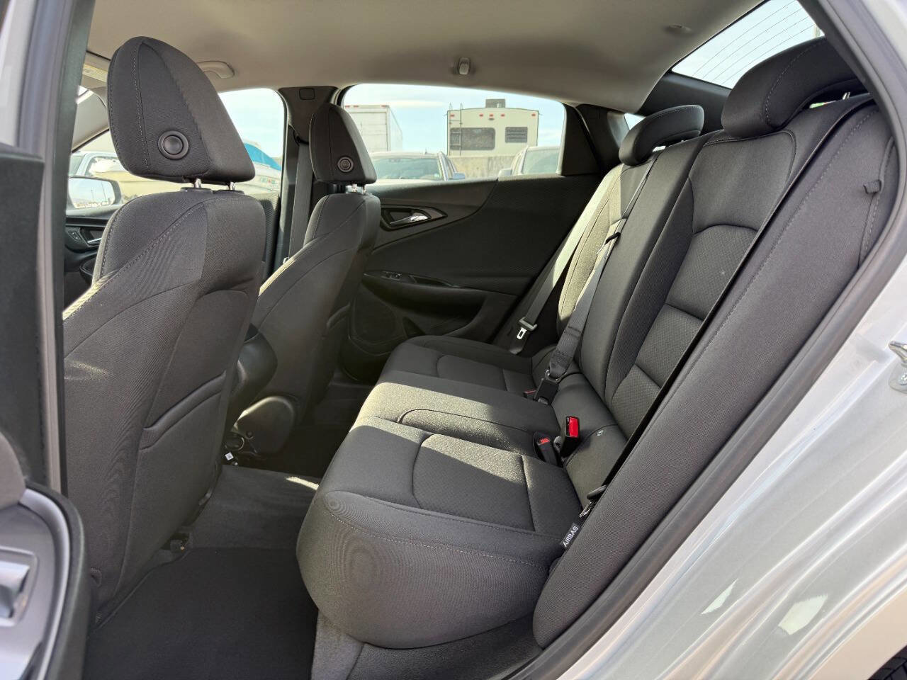 Used 2019 Chevrolet Malibu LS image 17