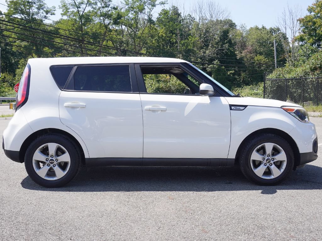 Used 2018 Kia Soul FWD image 9