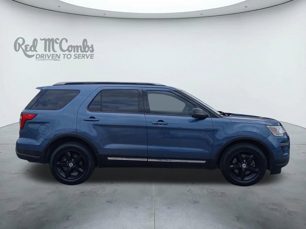 Used 2018 Ford Explorer XLT image 6