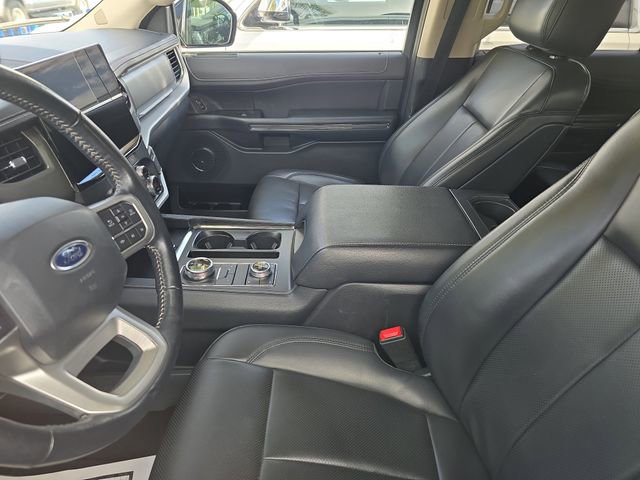 Used 2023 Ford Expedition XLT AWD/4WD image 12